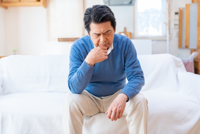 内科で検査について相談するイメージ